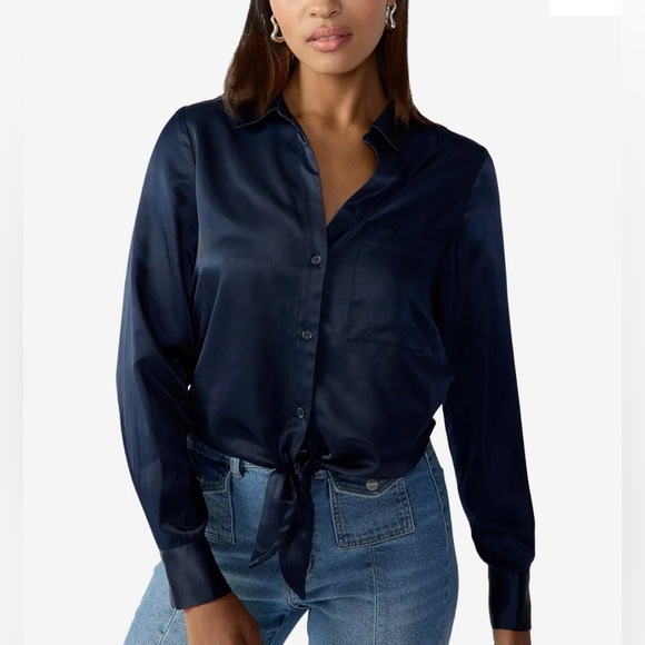 Sanctuary Girlfriend Navy Blue Tie Front Shirt Size L - Picture 7 of 8